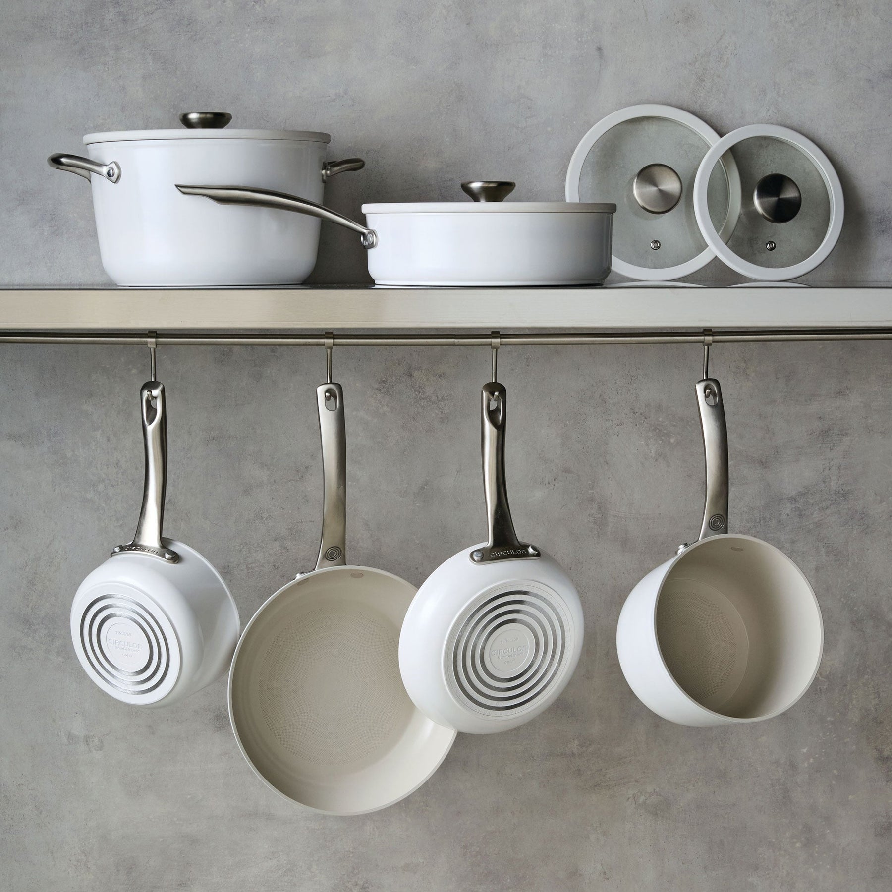 Circulon Halo with LaserDefense™  Ceramic Nonstick 10-piece cookware set in Pearl White