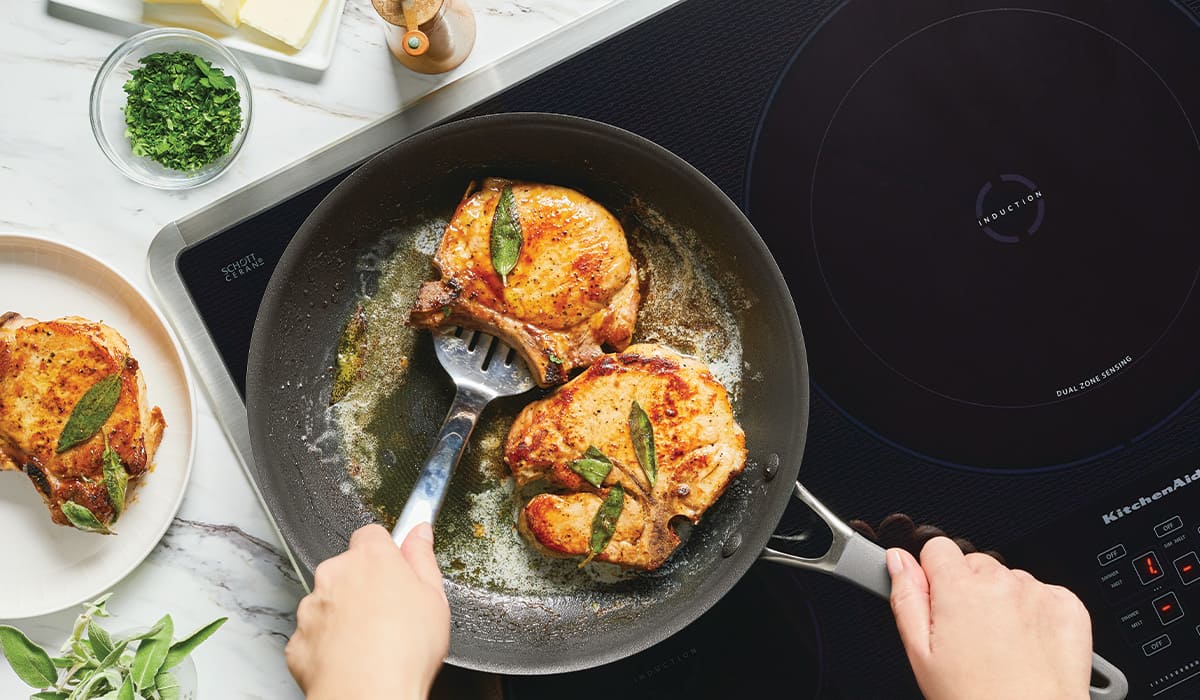 Double Cut Spice Rubbed Pork Chops with Harissa-Peach Chutney - Circulon