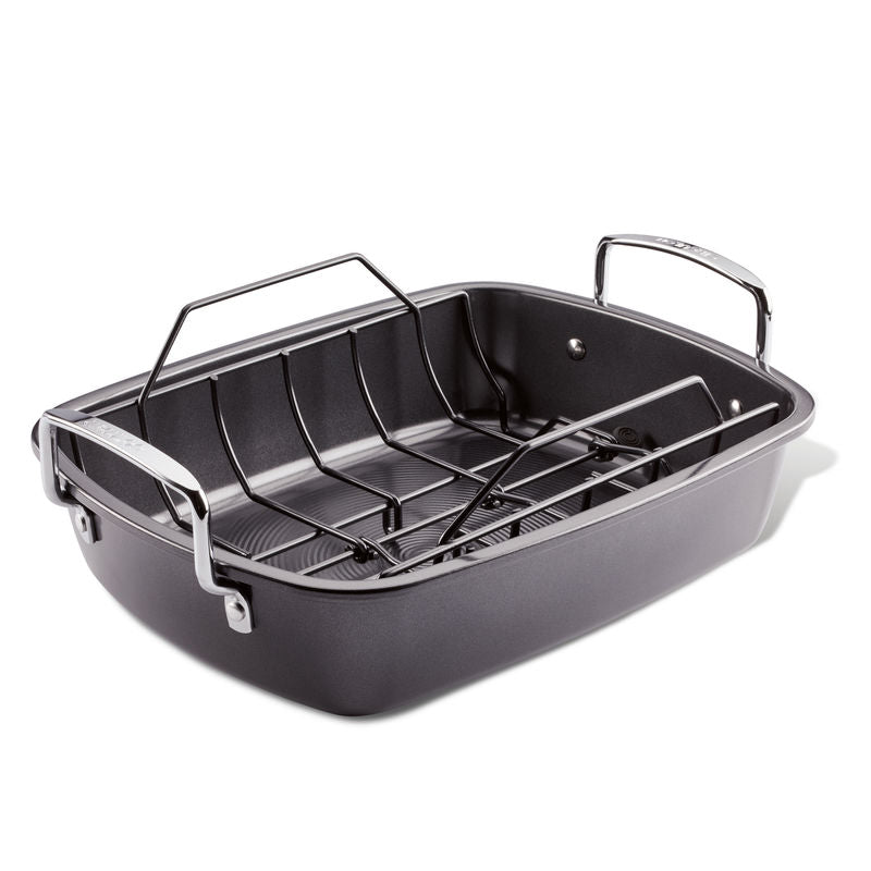 Roasting Pan: Nonstick Roaster Pan with Easy Serve Rack