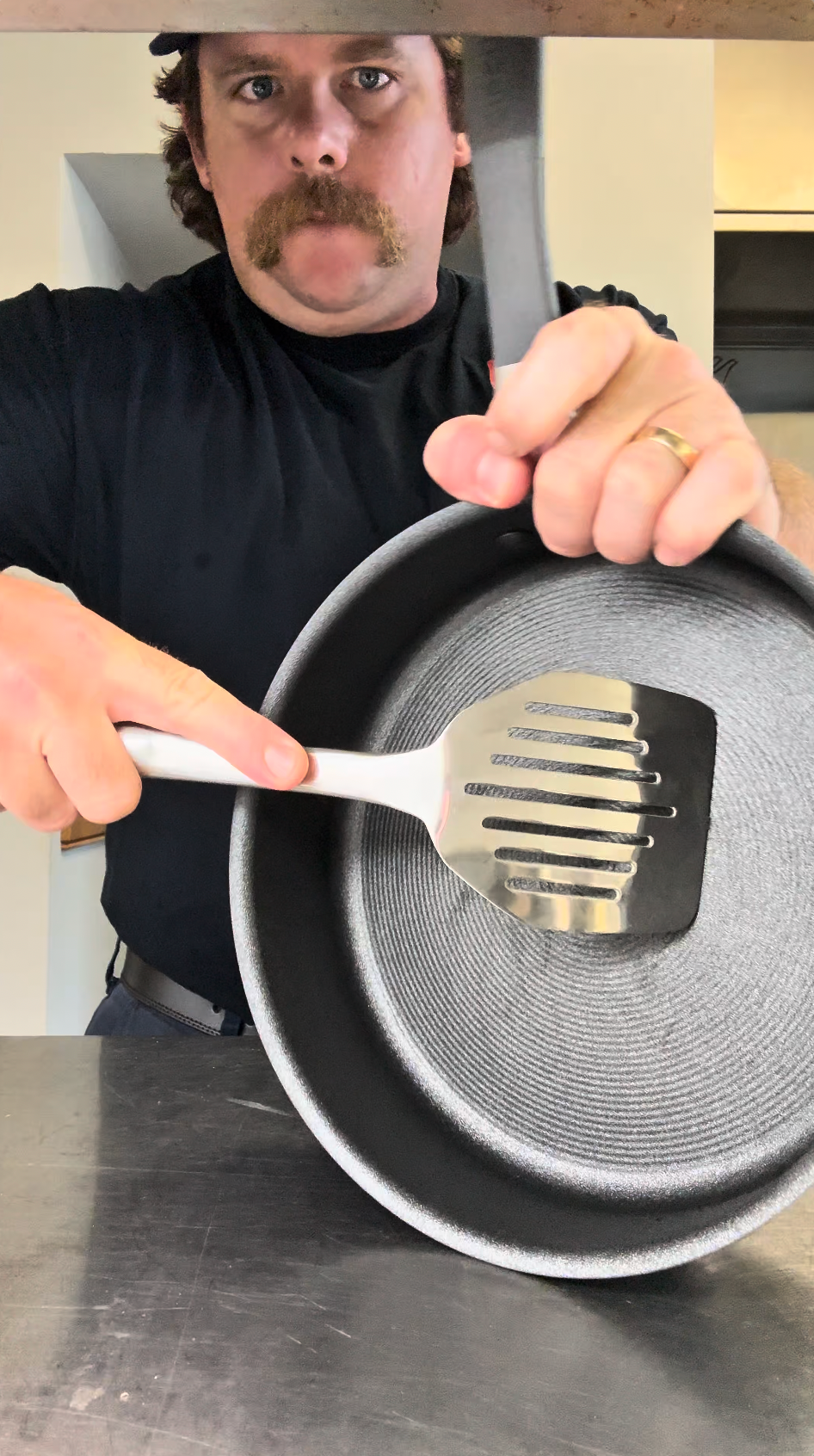 Fireman puts ScratchDefense cookware to the test and cooks a full breakfast